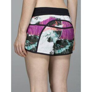 Lululemon Tracker Short III *4-way Stretch Pigment Wave Multi Sz 4